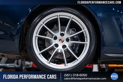 2014 Porsche 911 Carrera 4 - Photo 15 - Riviera Beach, FL 33407