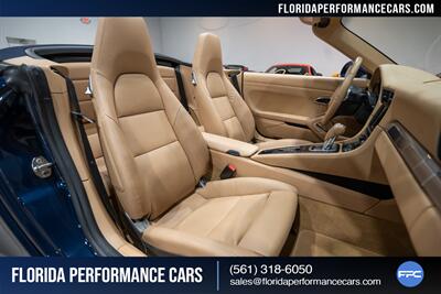 2014 Porsche 911 Carrera 4 - Photo 32 - Riviera Beach, FL 33407