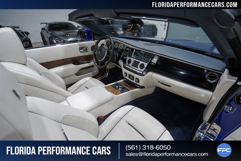 2016 Rolls-Royce Dawn   - Photo 29 - Riviera Beach, FL 33407