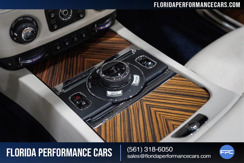 2016 Rolls-Royce Dawn   - Photo 49 - Riviera Beach, FL 33407