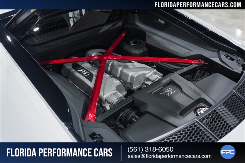 2021 Audi R8 5.2 V10   - Photo 40 - Riviera Beach, FL 33407