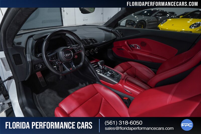 2021 Audi R8 5.2 V10   - Photo 19 - Riviera Beach, FL 33407