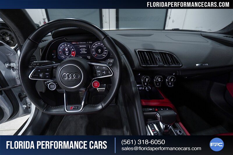 2021 Audi R8 5.2 V10   - Photo 22 - Riviera Beach, FL 33407