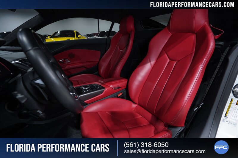 2021 Audi R8 5.2 V10   - Photo 20 - Riviera Beach, FL 33407