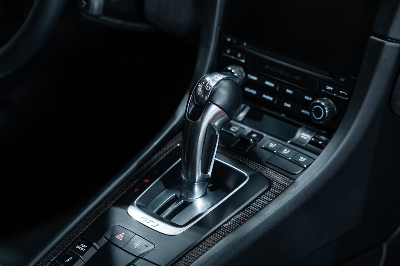 2018 Porsche 911 GT3   - Photo 59 - Riviera Beach, FL 33407