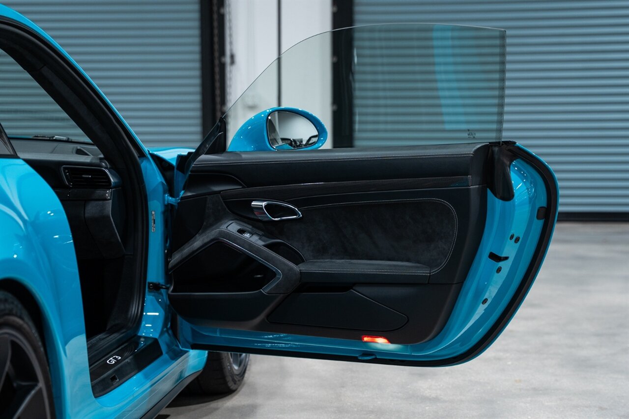 2018 Porsche 911 GT3   - Photo 36 - Riviera Beach, FL 33407