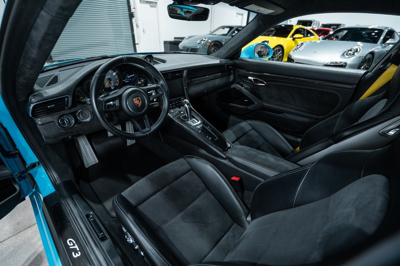 2018 Porsche 911 GT3   - Photo 15 - Riviera Beach, FL 33407