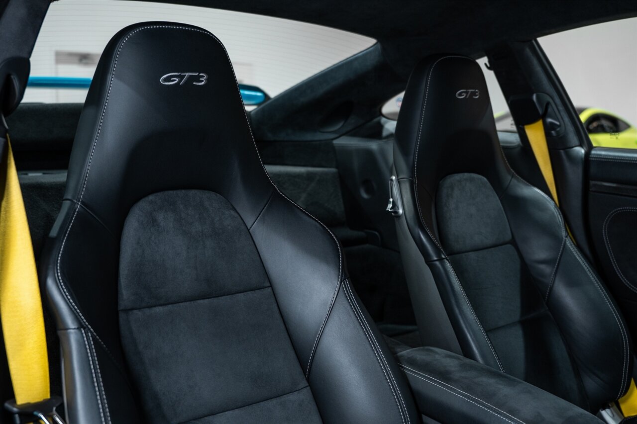 2018 Porsche 911 GT3   - Photo 34 - Riviera Beach, FL 33407