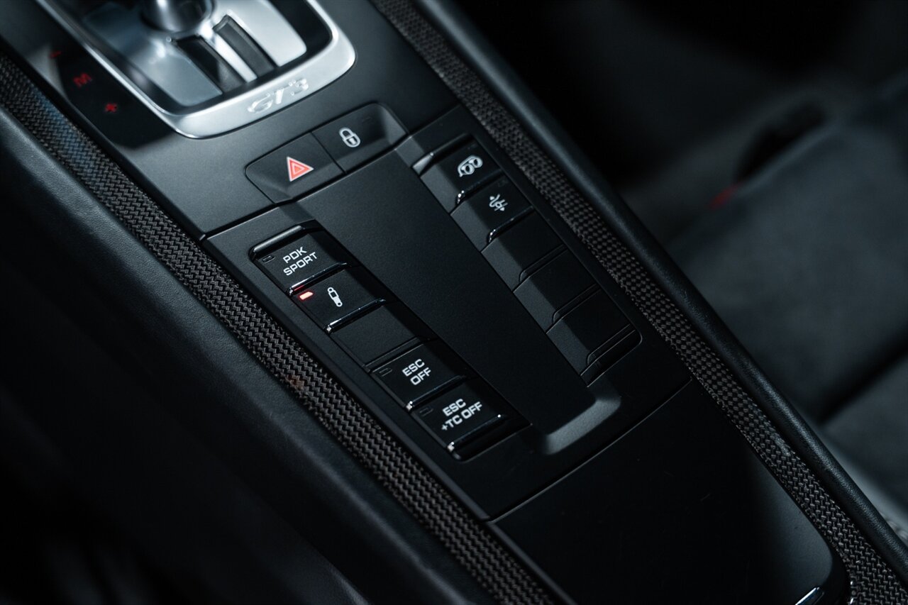 2018 Porsche 911 GT3   - Photo 52 - Riviera Beach, FL 33407