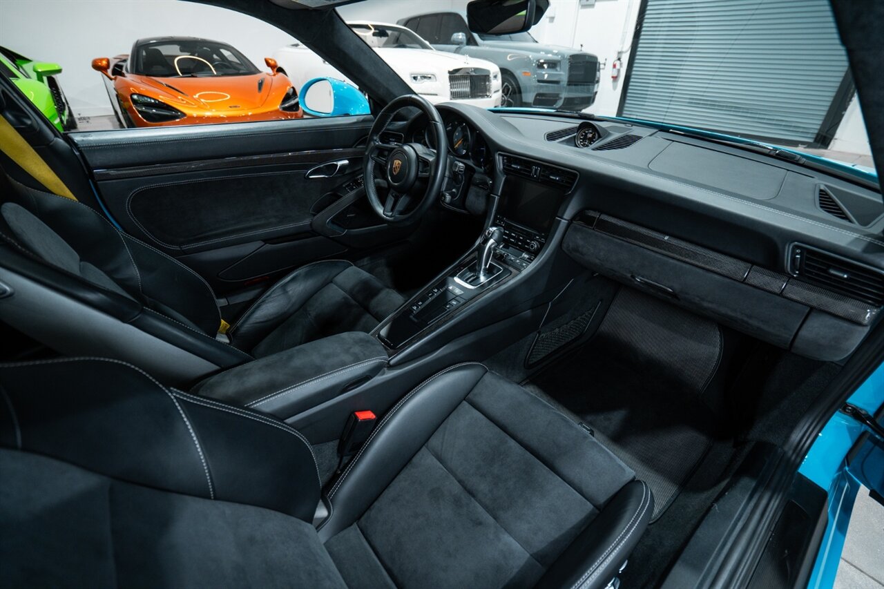 2018 Porsche 911 GT3   - Photo 31 - Riviera Beach, FL 33407