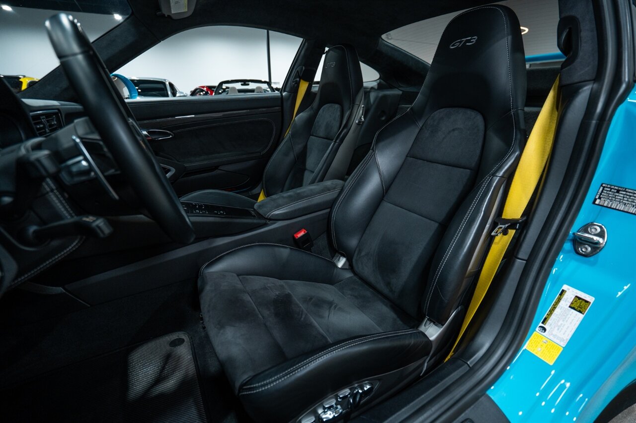 2018 Porsche 911 GT3   - Photo 18 - Riviera Beach, FL 33407