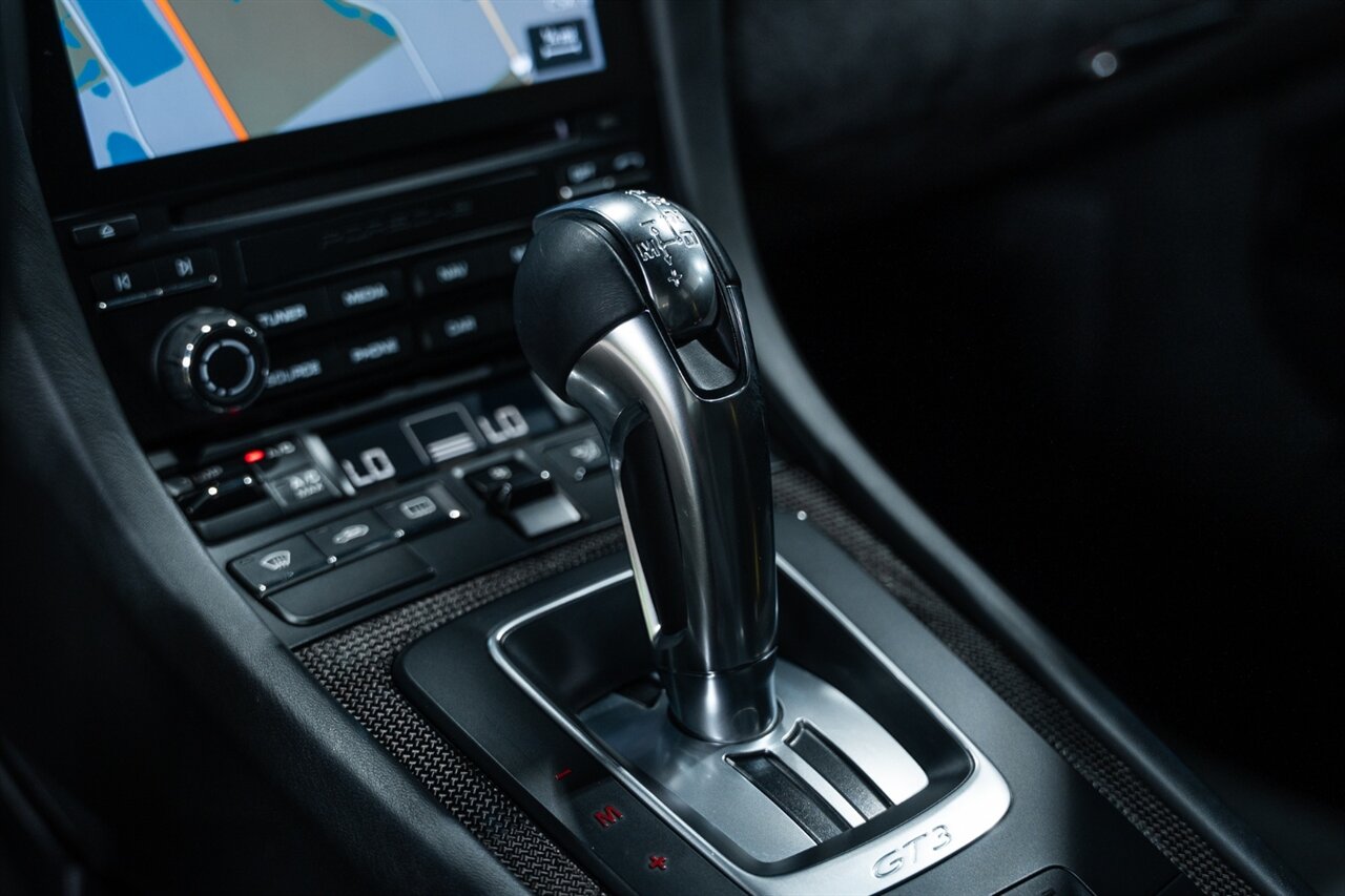 2018 Porsche 911 GT3   - Photo 53 - Riviera Beach, FL 33407
