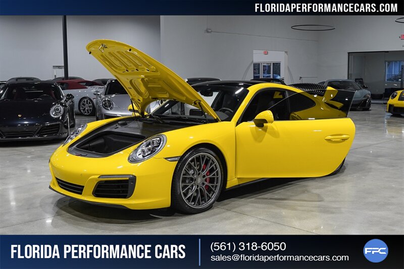 2018 Porsche 911 Carrera 4S   - Photo 33 - Riviera Beach, FL 33407