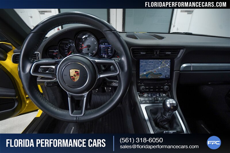 2018 Porsche 911 Carrera 4S   - Photo 22 - Riviera Beach, FL 33407