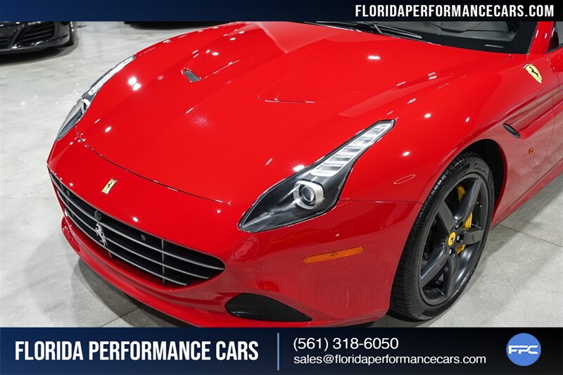 2016 Ferrari California T   - Photo 8 - Riviera Beach, FL 33407