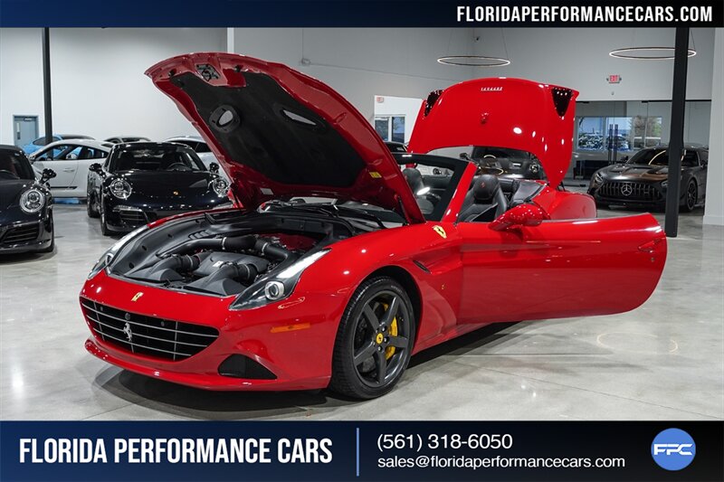 2016 Ferrari California T   - Photo 27 - Riviera Beach, FL 33407