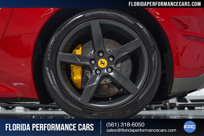 2016 Ferrari California T   - Photo 38 - Riviera Beach, FL 33407