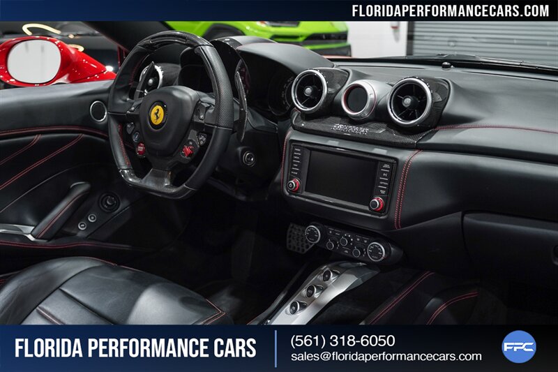 2016 Ferrari California T   - Photo 48 - Riviera Beach, FL 33407