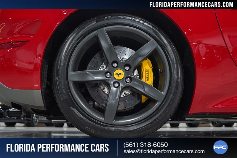 2016 Ferrari California T   - Photo 6 - Riviera Beach, FL 33407