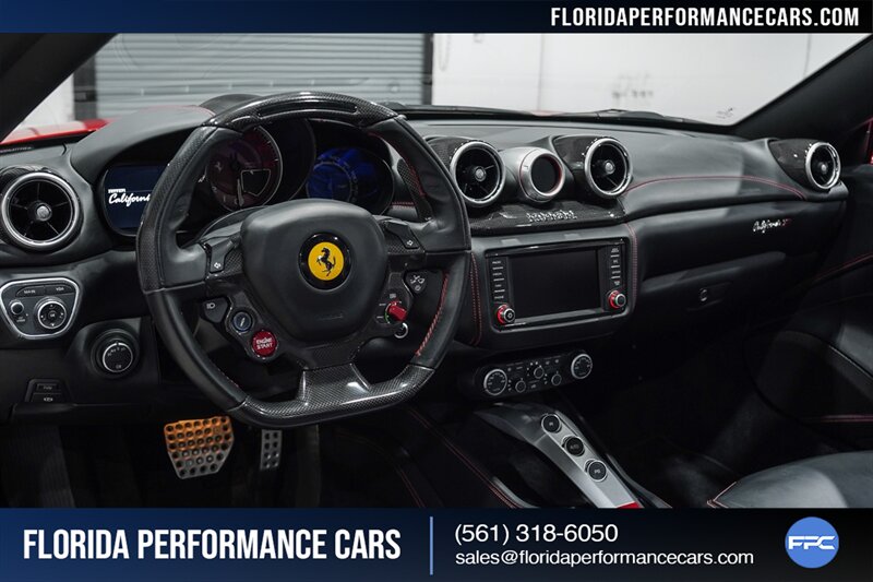 2016 Ferrari California T   - Photo 40 - Riviera Beach, FL 33407