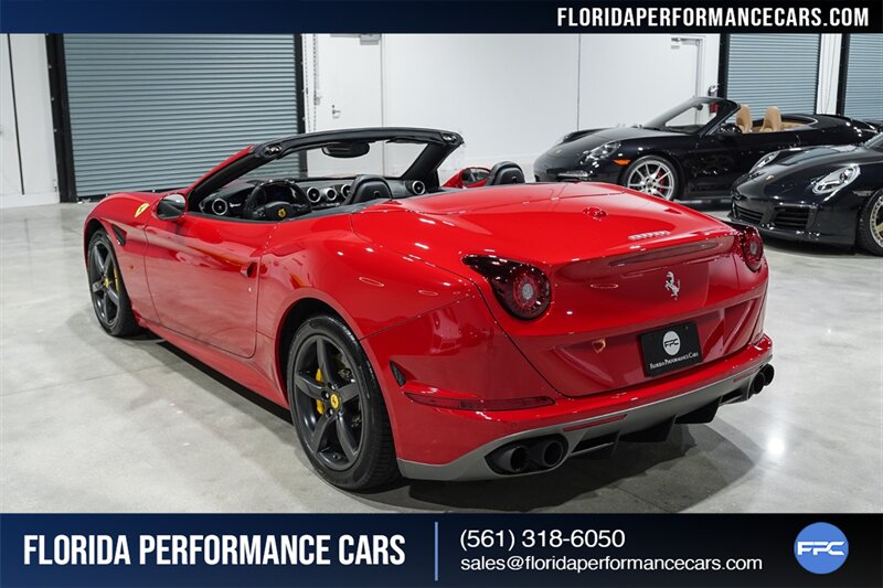 2016 Ferrari California T   - Photo 5 - Riviera Beach, FL 33407