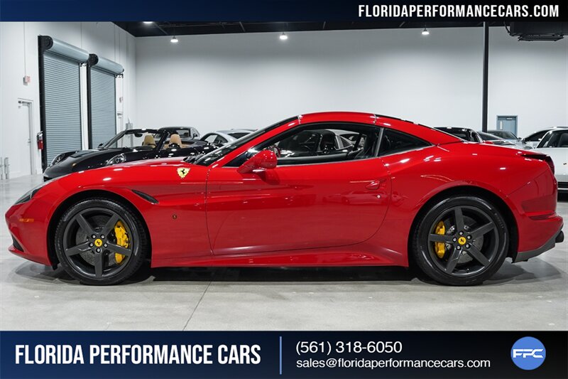 2016 Ferrari California T   - Photo 59 - Riviera Beach, FL 33407