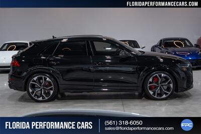 2024 Audi RS Q8 4.0T quattro   - Photo 7 - Riviera Beach, FL 33407