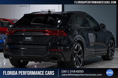 2024 Audi RS Q8 4.0T quattro   - Photo 13 - Riviera Beach, FL 33407