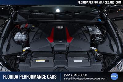 2024 Audi RS Q8 4.0T quattro   - Photo 45 - Riviera Beach, FL 33407