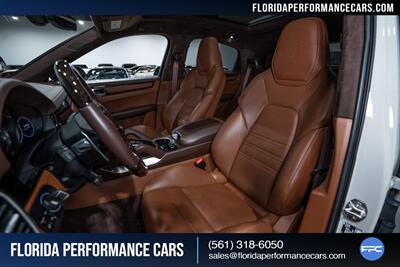 2021 Porsche Cayenne Turbo Coupe - Photo 19 - Riviera Beach, FL 33407