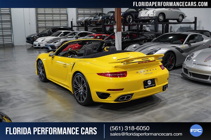 2015 Porsche 911 Turbo   - Photo 4 - Riviera Beach, FL 33407