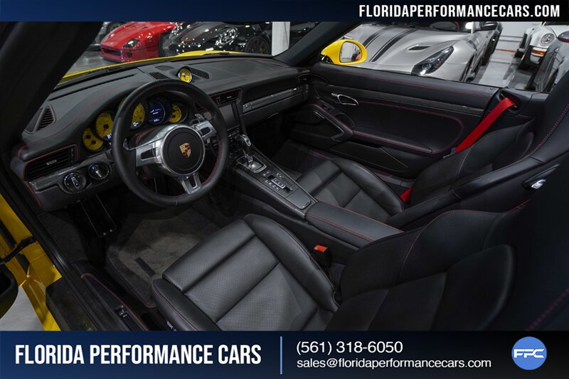 2015 Porsche 911 Turbo   - Photo 20 - Riviera Beach, FL 33407