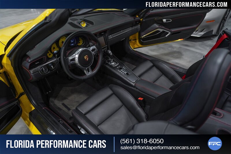 2015 Porsche 911 Turbo   - Photo 45 - Riviera Beach, FL 33407