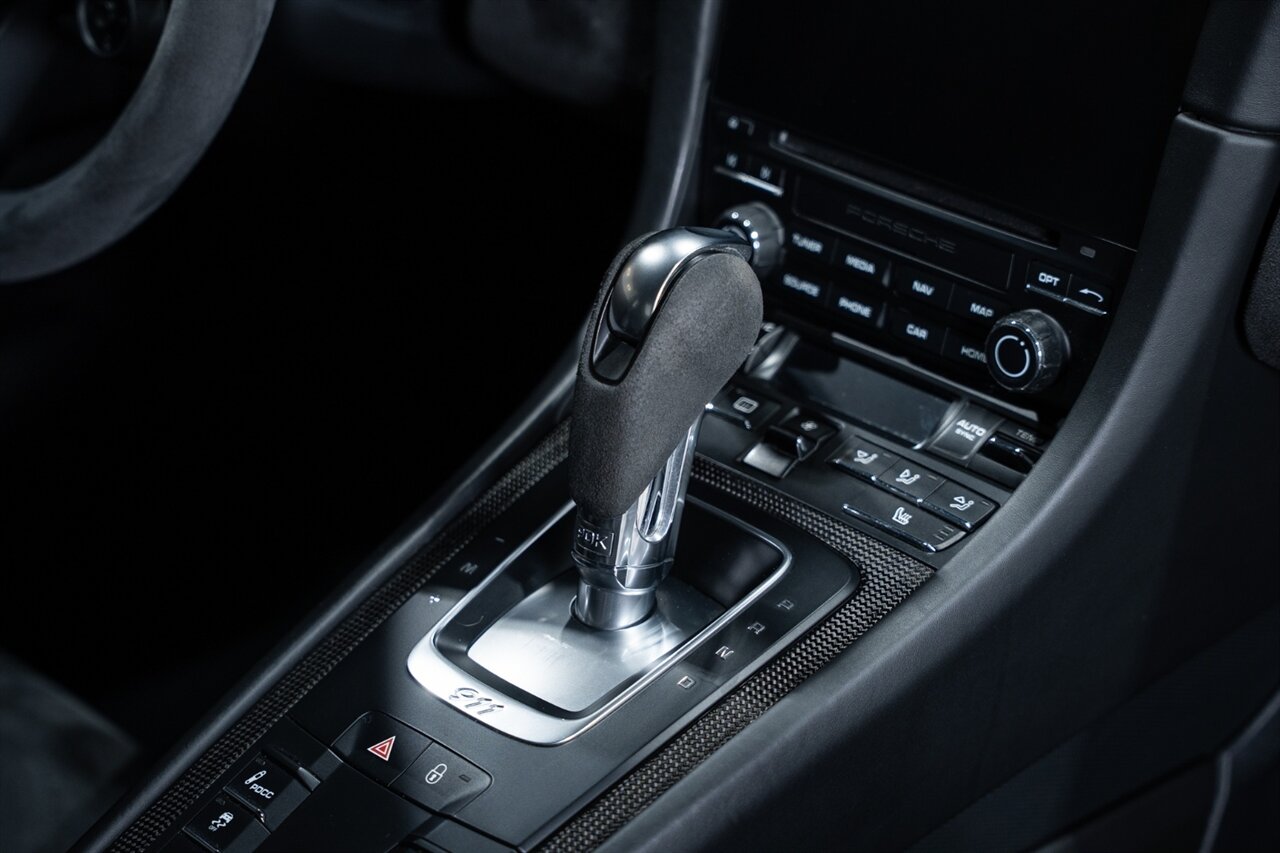 2018 Porsche 911 Carrera GTS   - Photo 60 - Riviera Beach, FL 33407