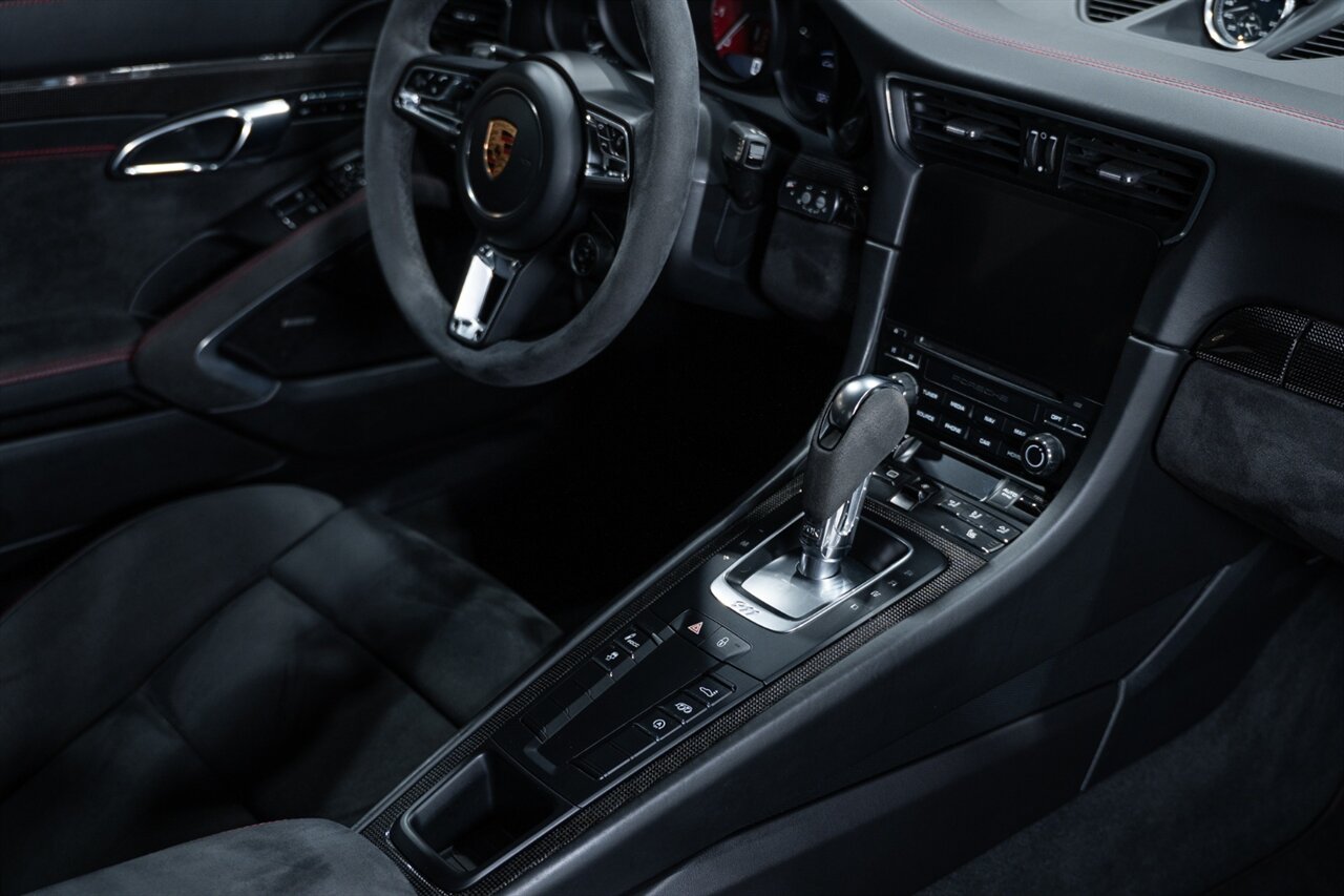 2018 Porsche 911 Carrera GTS   - Photo 58 - Riviera Beach, FL 33407