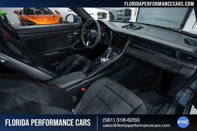 2018 Porsche 911 Carrera GTS   - Photo 33 - Riviera Beach, FL 33407