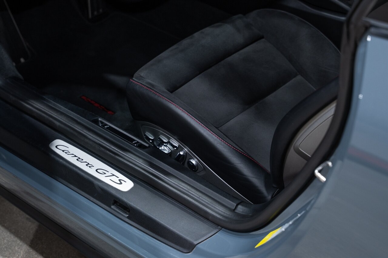2018 Porsche 911 Carrera GTS   - Photo 23 - Riviera Beach, FL 33407