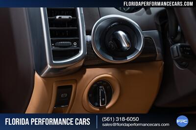 2016 Porsche Cayenne Turbo S   - Photo 65 - Riviera Beach, FL 33407