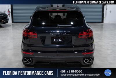 2016 Porsche Cayenne Turbo S   - Photo 5 - Riviera Beach, FL 33407