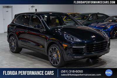 2016 Porsche Cayenne Turbo S   - Photo 8 - Riviera Beach, FL 33407