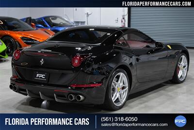 2015 Ferrari California T   - Photo 13 - Riviera Beach, FL 33407