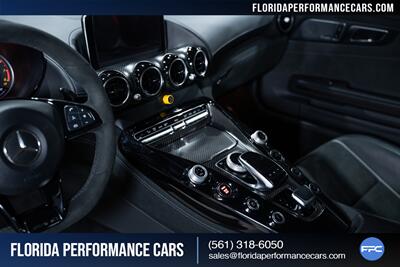 2018 Mercedes-Benz AMG GT R   - Photo 48 - Riviera Beach, FL 33407