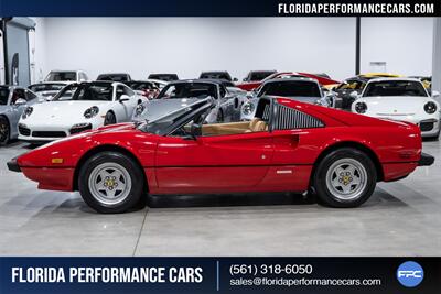 1982 Ferrari 308 GTSi Targa   - Photo 3 - Riviera Beach, FL 33407