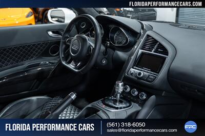 2014 Audi R8 4.2 quattro   - Photo 54 - Riviera Beach, FL 33407