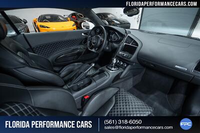 2014 Audi R8 4.2 quattro   - Photo 29 - Riviera Beach, FL 33407