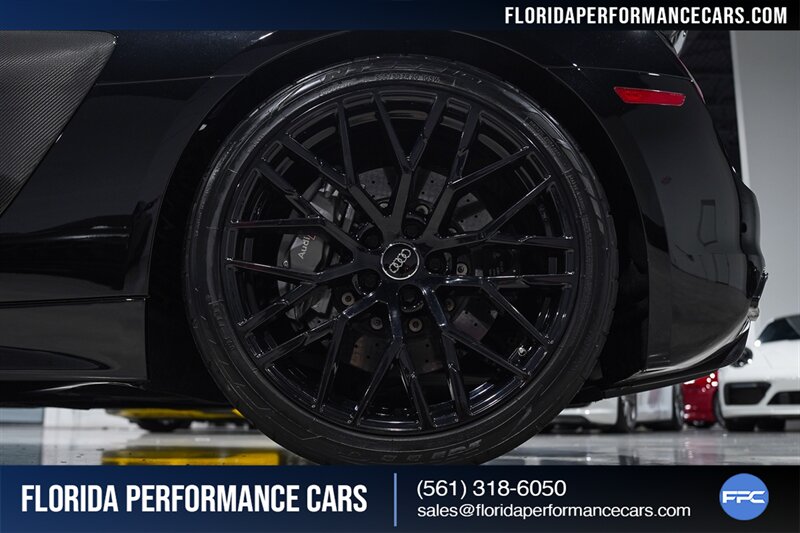 2017 Audi R8 5.2 quattro V10 Plus   - Photo 12 - Riviera Beach, FL 33407