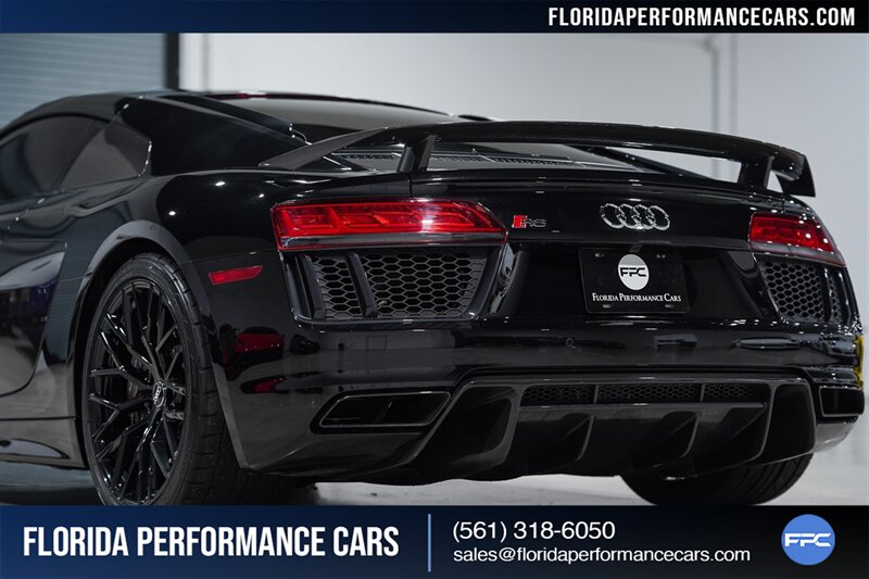 2017 Audi R8 5.2 quattro V10 Plus   - Photo 65 - Riviera Beach, FL 33407