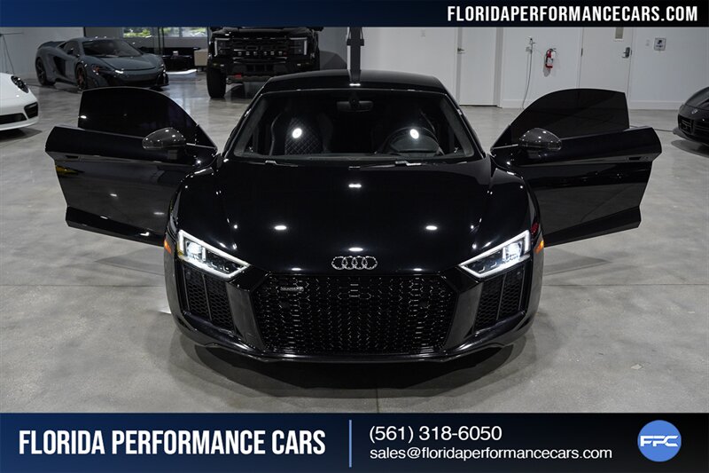 2017 Audi R8 5.2 quattro V10 Plus   - Photo 35 - Riviera Beach, FL 33407