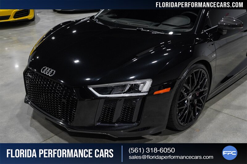 2017 Audi R8 5.2 quattro V10 Plus   - Photo 13 - Riviera Beach, FL 33407