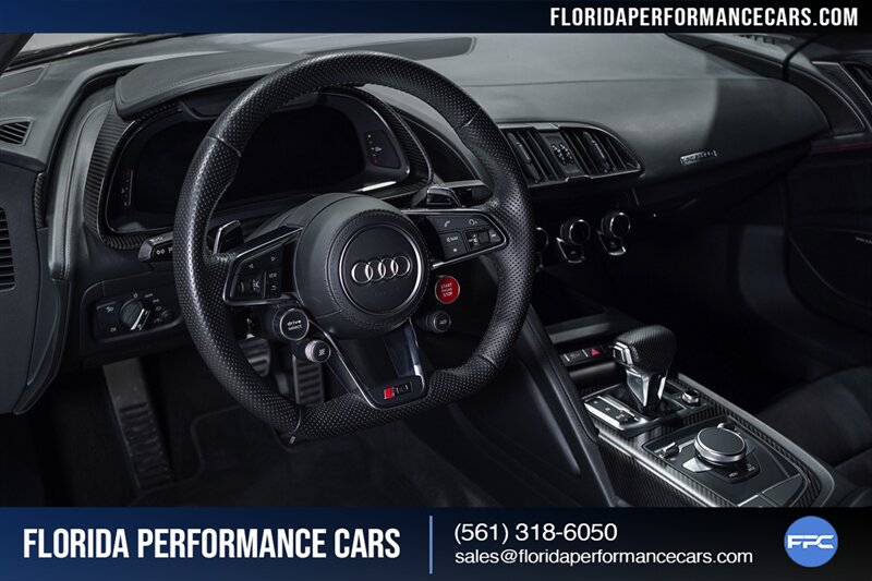 2017 Audi R8 5.2 quattro V10 Plus   - Photo 46 - Riviera Beach, FL 33407